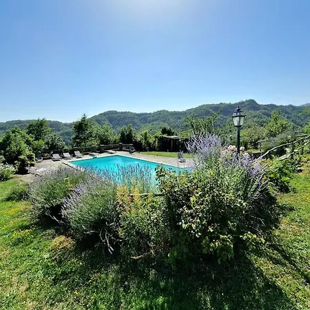 Borgo Il Cantuccio - Casa Simona Con Piscina Condivisa بيت للعطل Molino di Renzetti